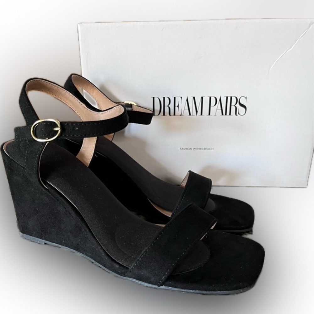 Dream Pairs Black Suede Ankle Strap Wedge Heels - Size 7